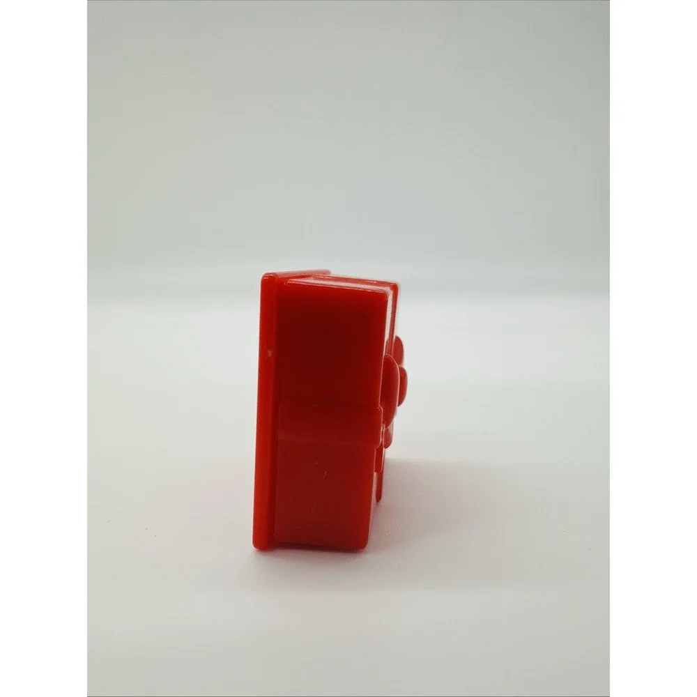 1997 Avon Barbie Fashions #17807 Red Present Gift Box Doll Accessory